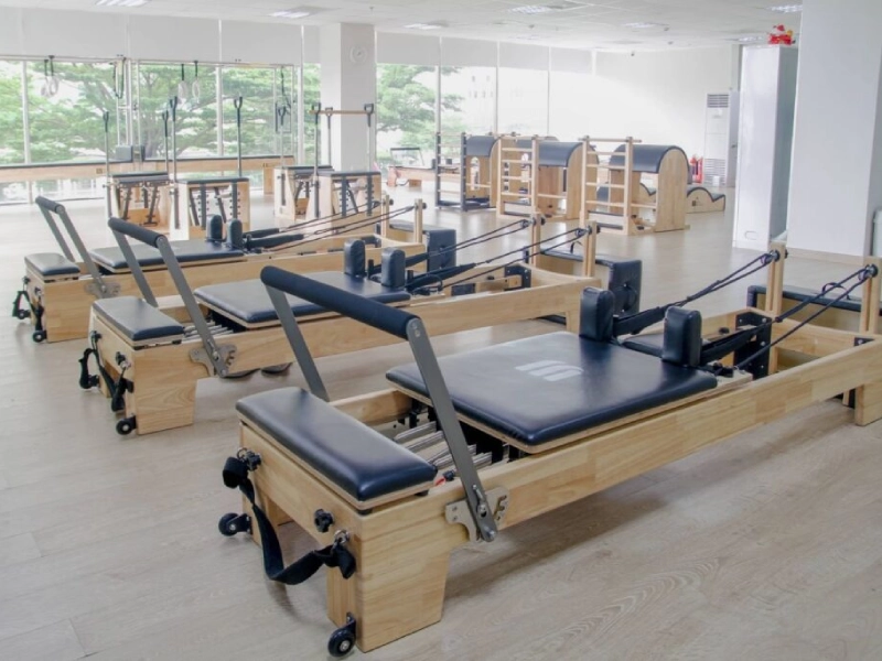 Phòng tập MBS Pilates quận 7 được trang bị đầy đủ máy móc tập hiện đại.