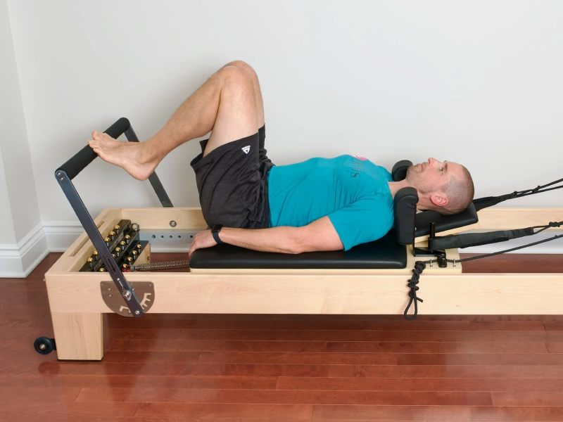 Bài tập Pilates Reformer Footwork
