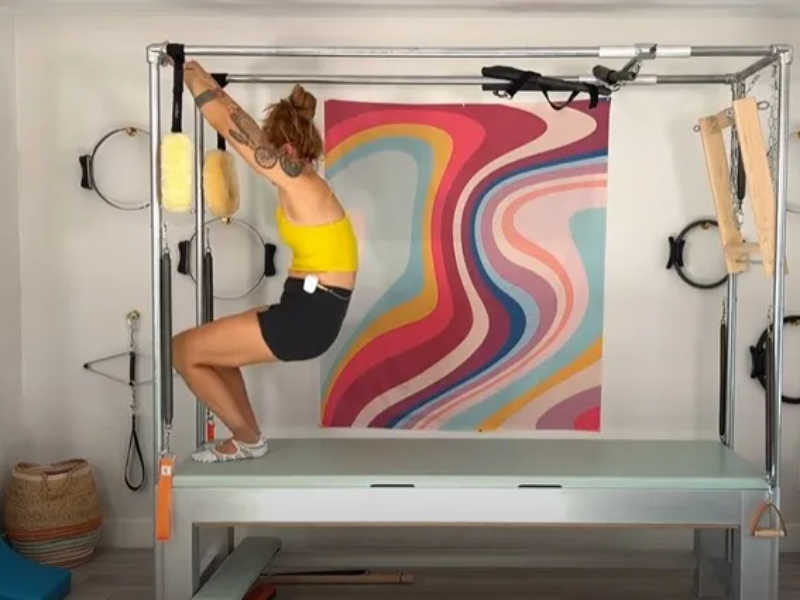 Bài tập Pilates Monkey On A Stick