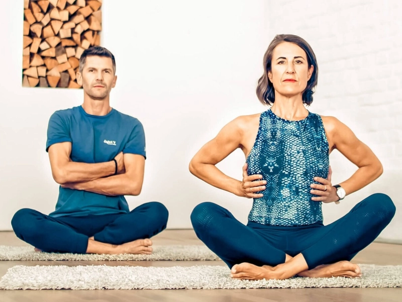 Hướng dẫn thực hành hít thở đúng trong Pilates