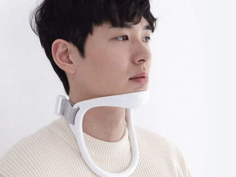 Đeo nẹp cổ cũng là một cách phòng chống và cải thiện cổ rùa