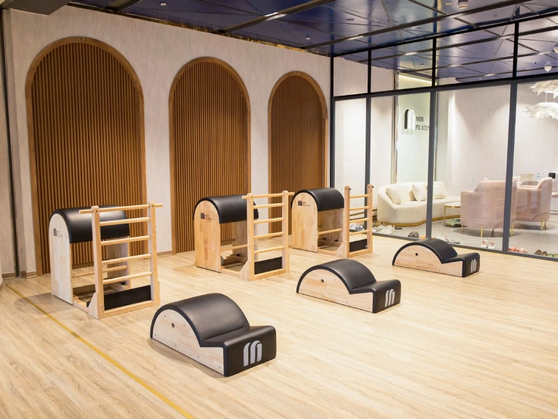 Logo có thể được sử dụng trên các thiết bị, máy tập Pilates của bạn.