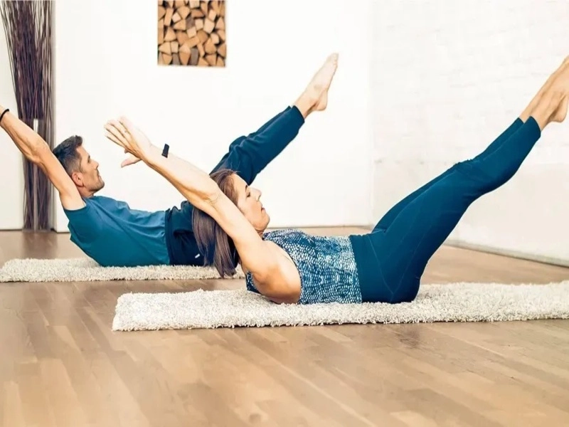 Bài tập Double Leg Stretch