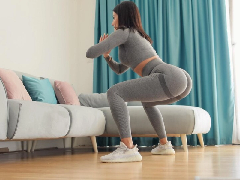 Bài tập Pilates cho mông săn chắc