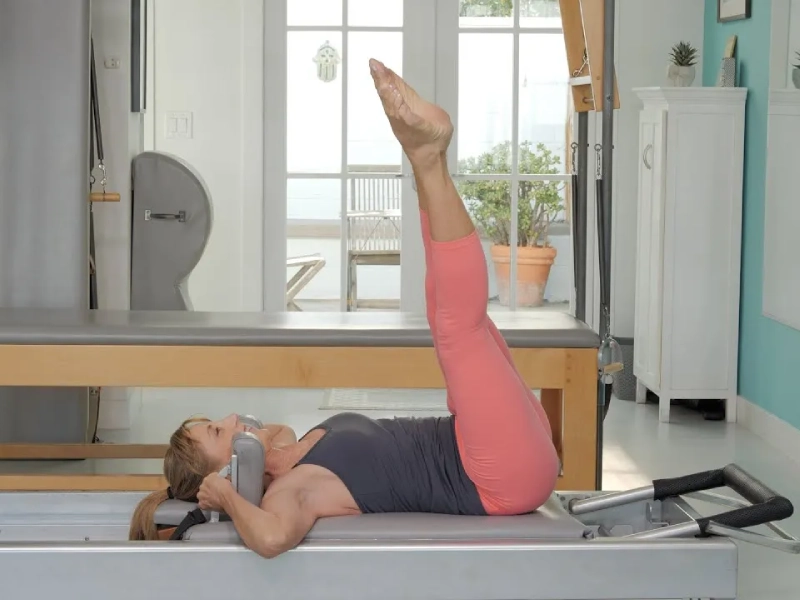 Bài tập Pilates Corkscrew - Mục tiêu, lợi ích và hướng dẫn thực hiện