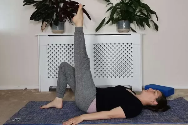 bai-tap-pilates-one-leg-circle-1