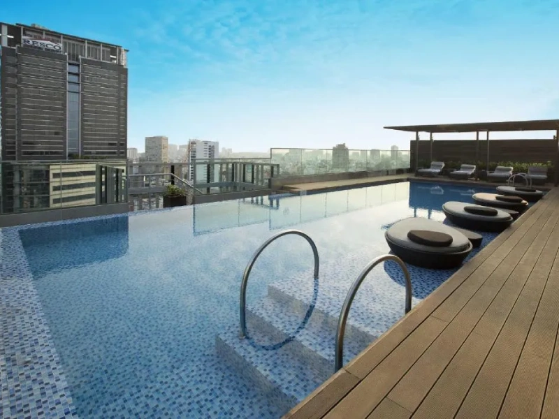 Hồ bơi Liberty Central Citypoint