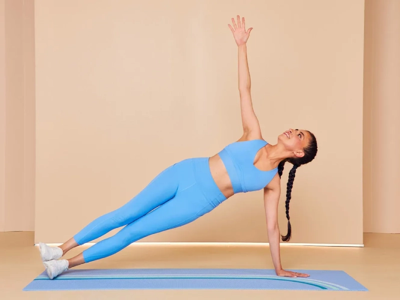Bài tập Plank bên (Side Plank)