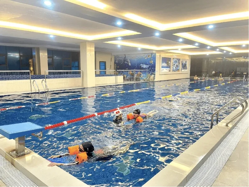 Bể bơi Thăng Long Pool