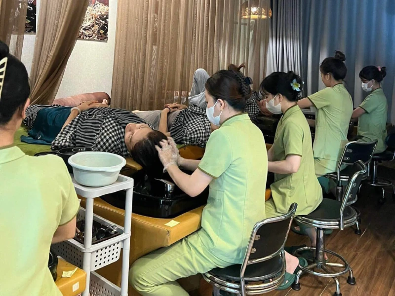 Dịch vụ gội đầu dưỡng sinh tại An Miên Spa.