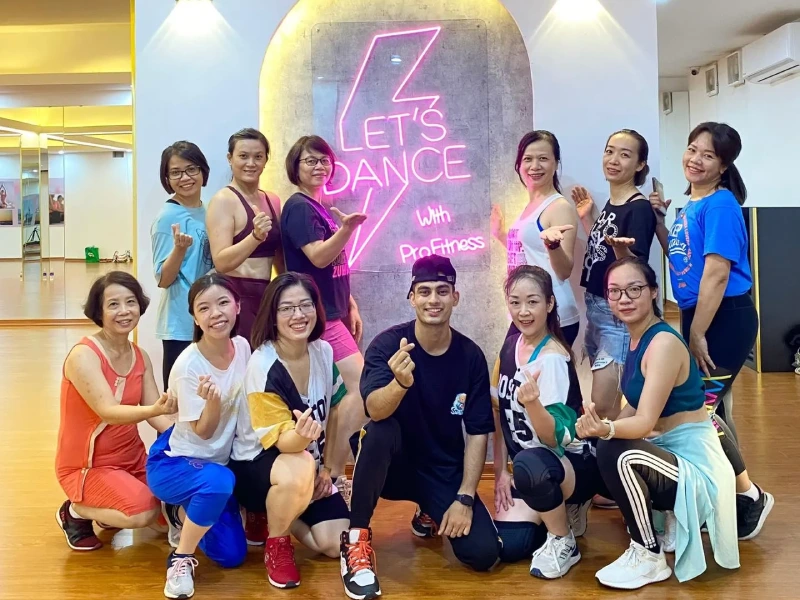 Lớp Aerobic tại Pro Fitness 