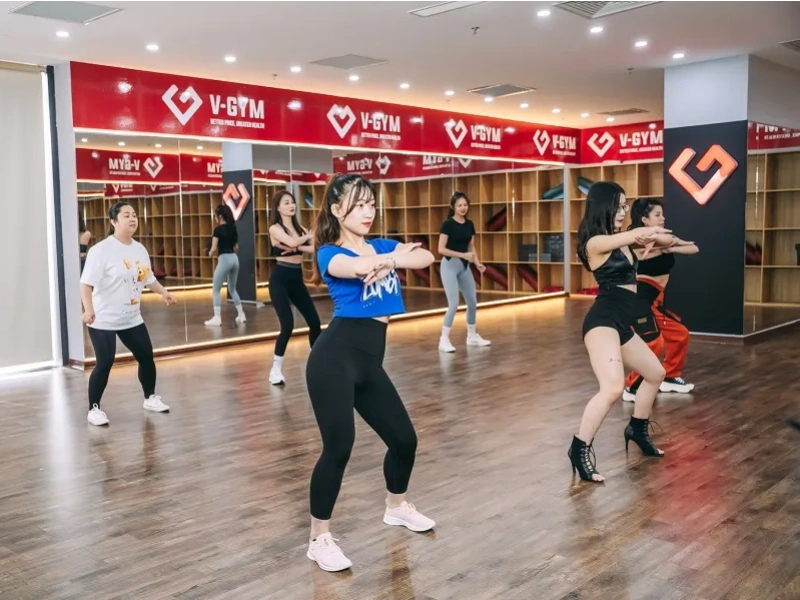Lớp Aerobic tại V GYM Fitness & Yoga 