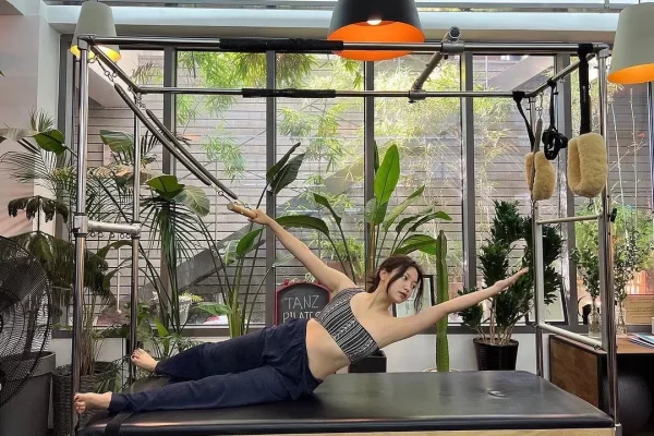 nhung-sao-han-noi-tieng-yeu-thich-bo-mon-pilates-6