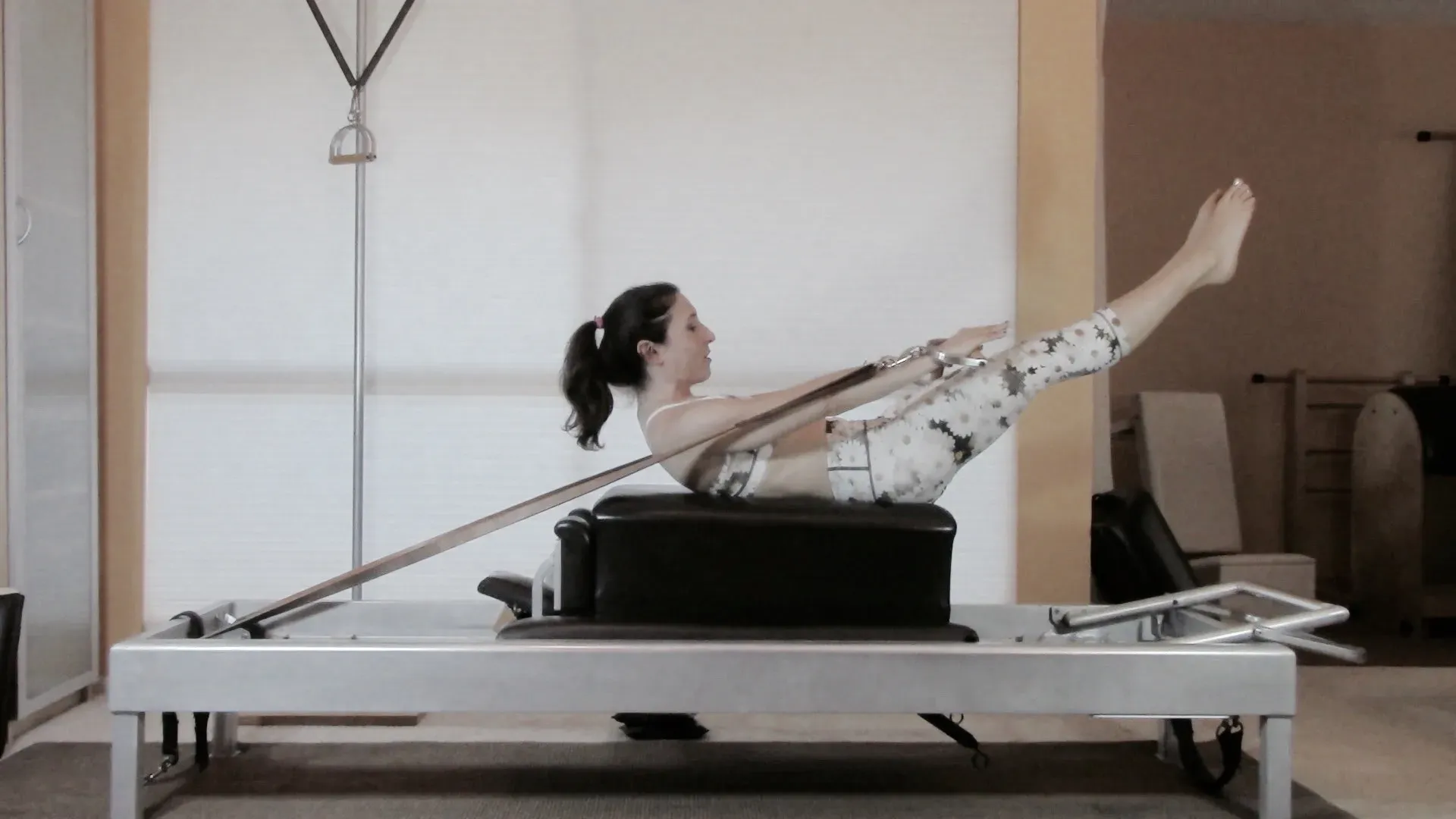 bai-tap-pilates-backstroke-tren-reformer-2