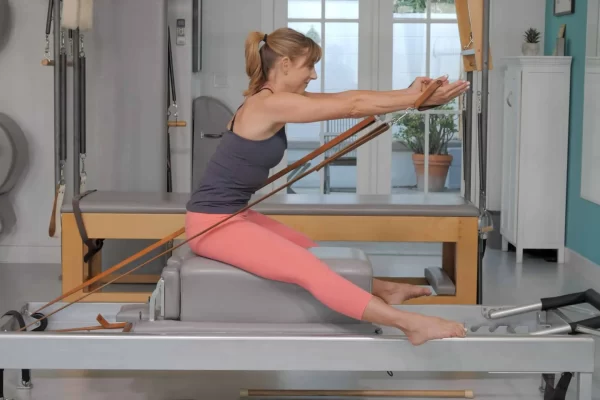 bai-tap-pilates-horseback-tren-reformer-2