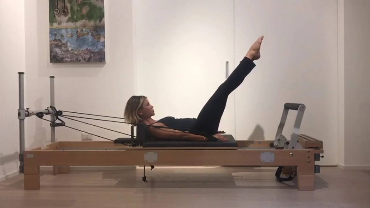 bai-tap-pilates-hundred-tren-reformer-3