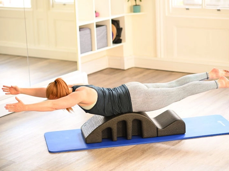 Bài tập Swimming trên Spine Corrector