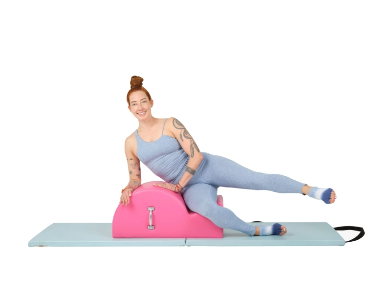 Sai lầm thường gặp khi thực hiện bài tập Side Kicks trên Spine Corrector.