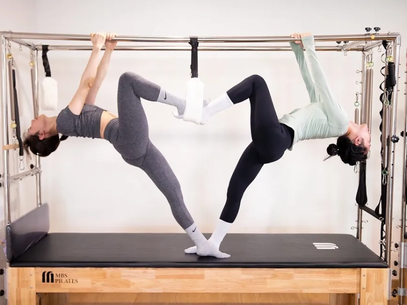Máy tập Cadillac Pilates