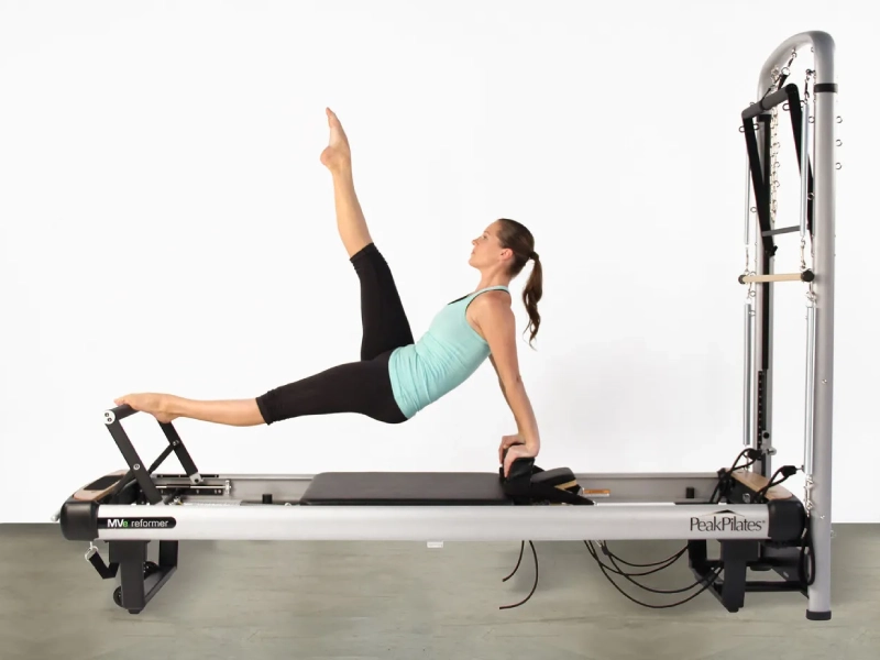 Máy tập thương hiệu Peak Pilates.