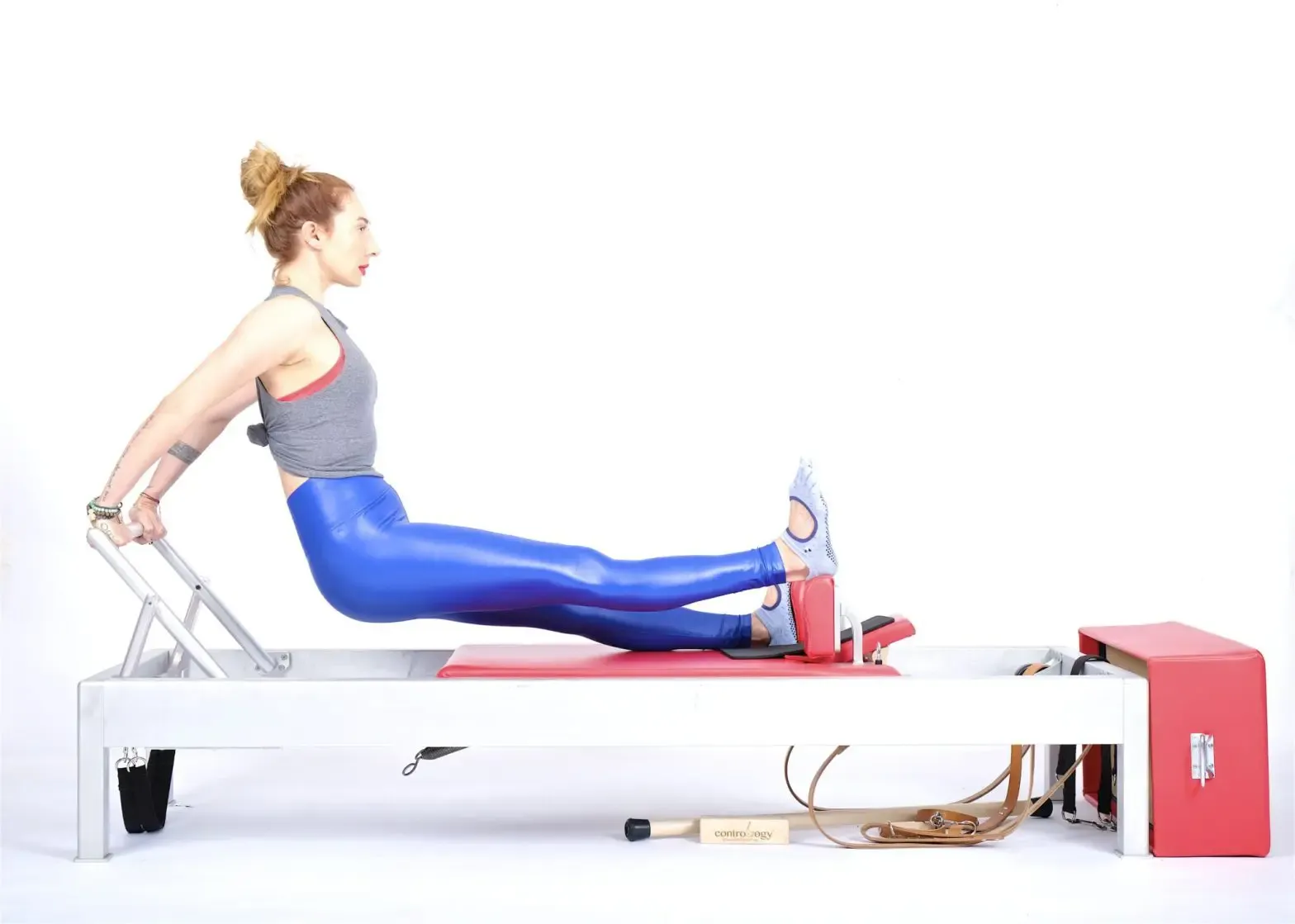 bai-tap-pilates-single-leg-long-back-stretch-tren-reformer-1