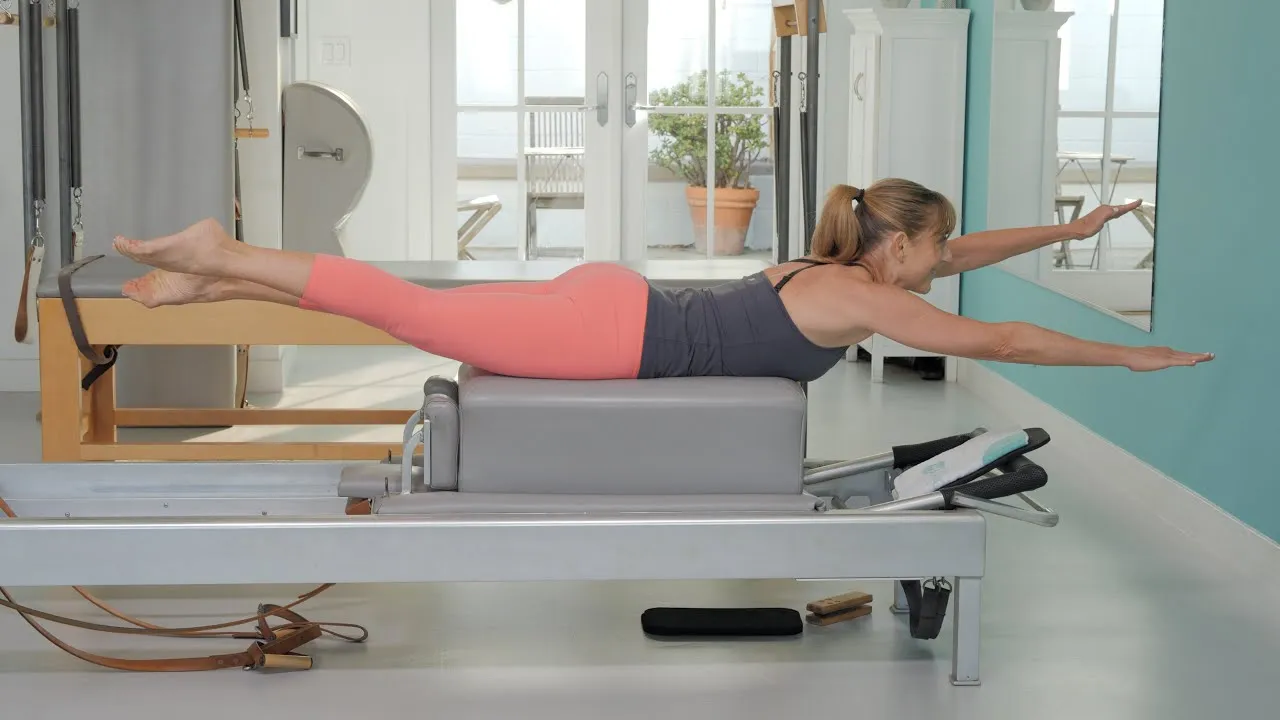 bai-tap-pilates-swimming-tren-reformer-1