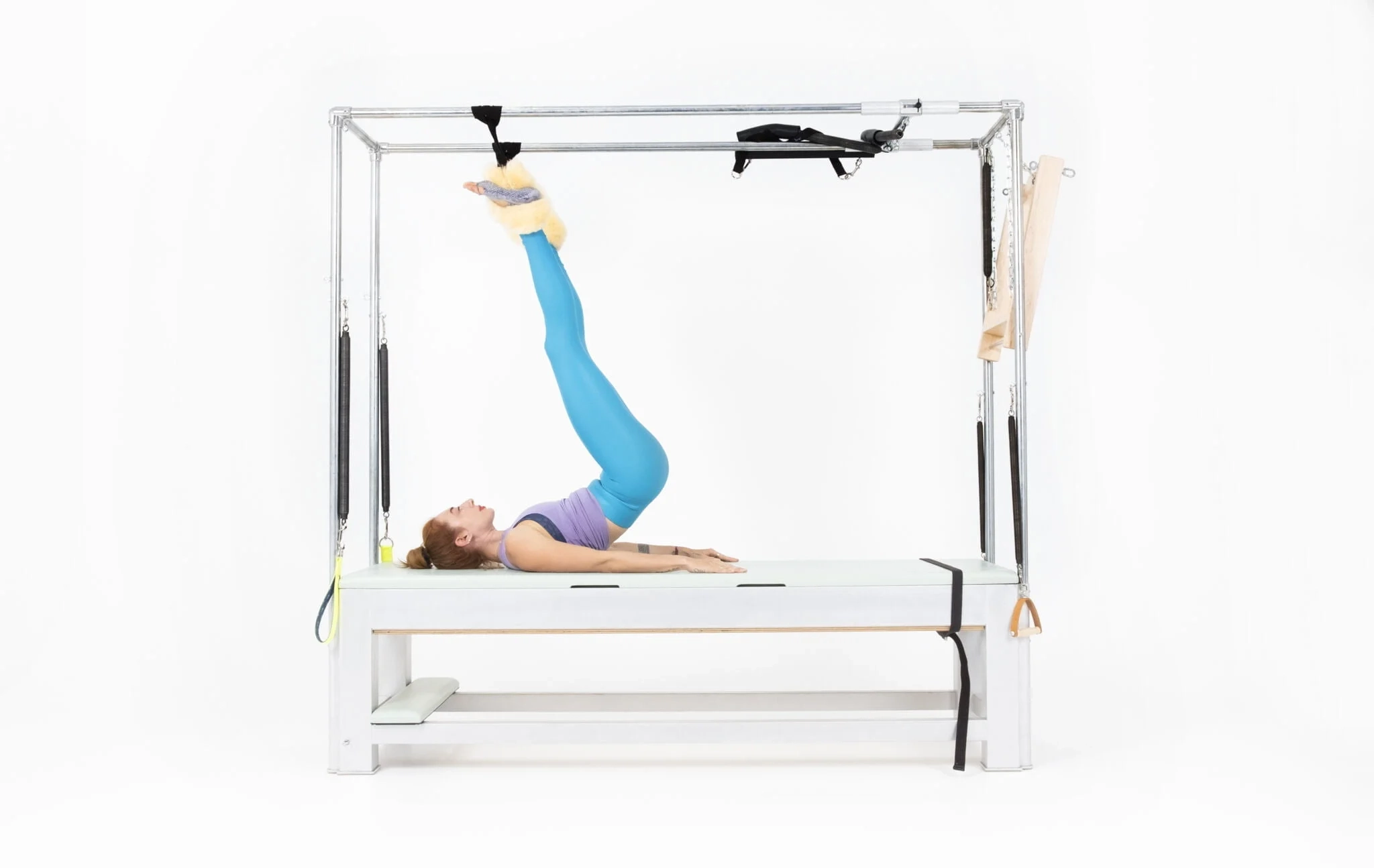 bai-tap-pilates-half-hanging-tren-cadillac-2