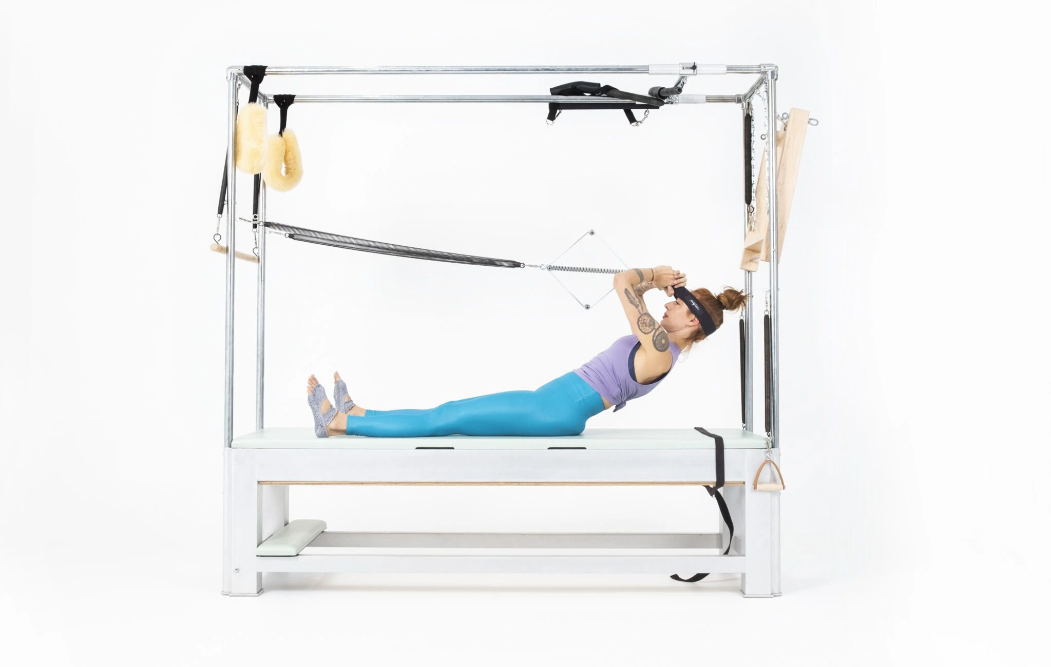 bai-tap-pilates-seated-flat-back-with-neck-stretcher-tren-cadillac-1