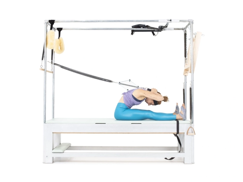 Bài tập Seated Forward Bend with Neck Stretcher trên Cadillac