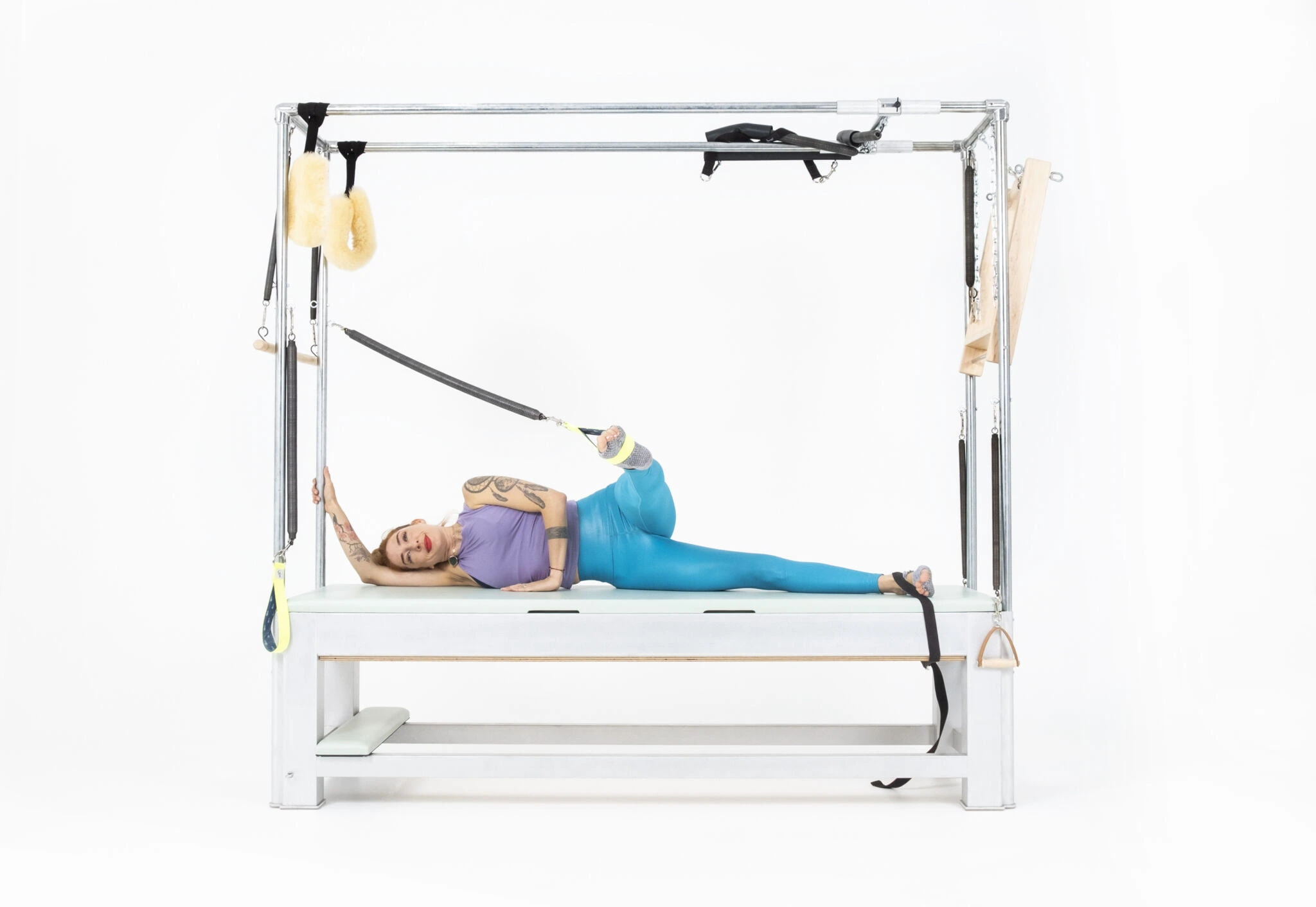 bai-tap-pilates-side-leg-springs-front-back-tren-cadillac-2