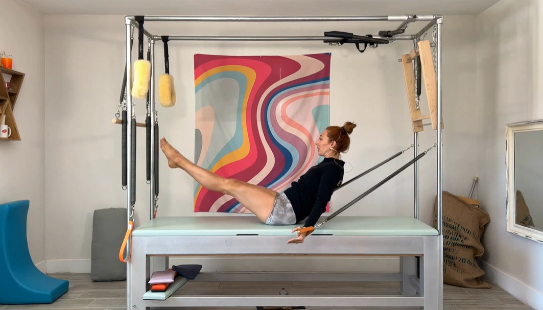 bai-tap-pilates-teaser-with-arm-springs-tren-cadillac-4