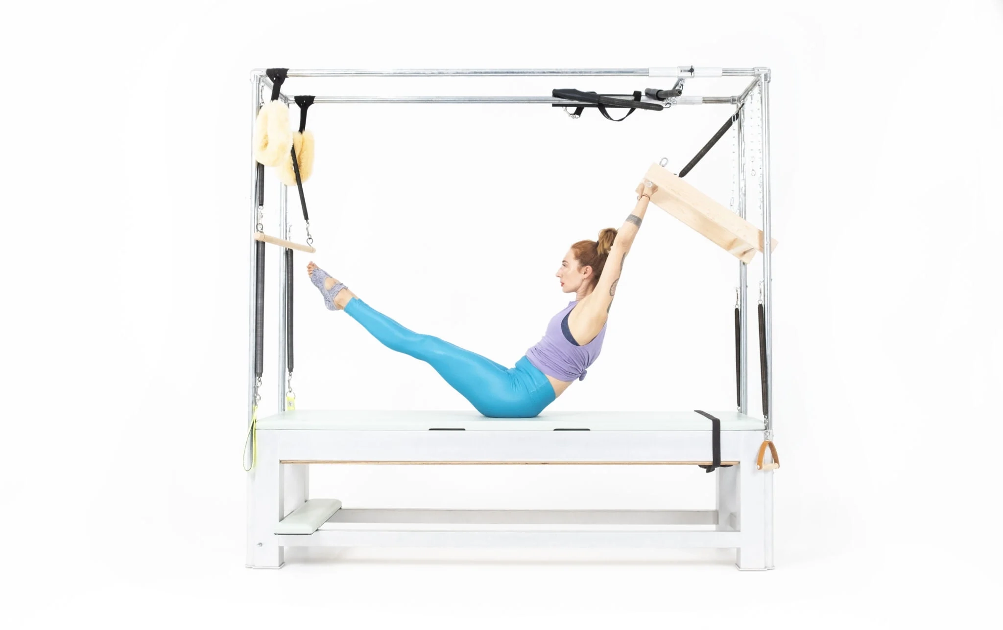 bai-tap-pilates-teaser-with-push-thru-bar-tren-cadillac-2