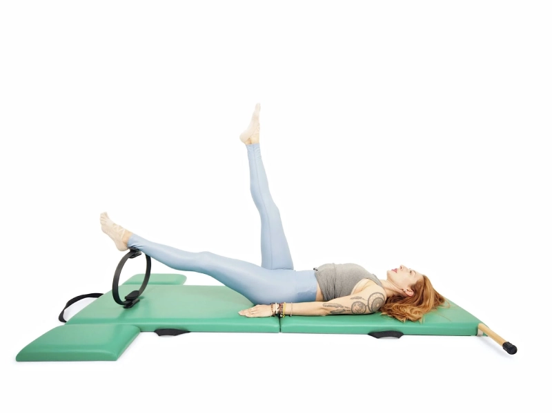 Bài tập Single Leg Circle với vòng Magic Circle