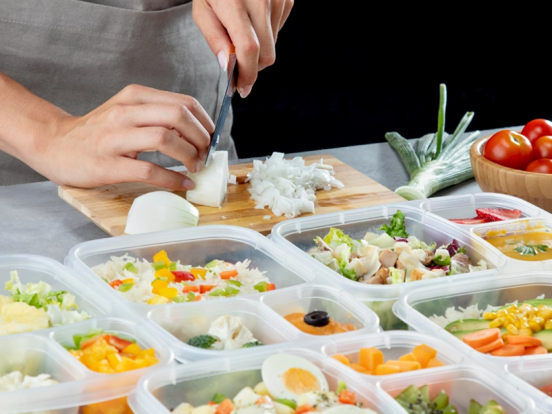 Meal Prep giúp bạn kiểm soát được nguồn gốc của nguyên liệu, quy trình chế biến thực phẩm.
