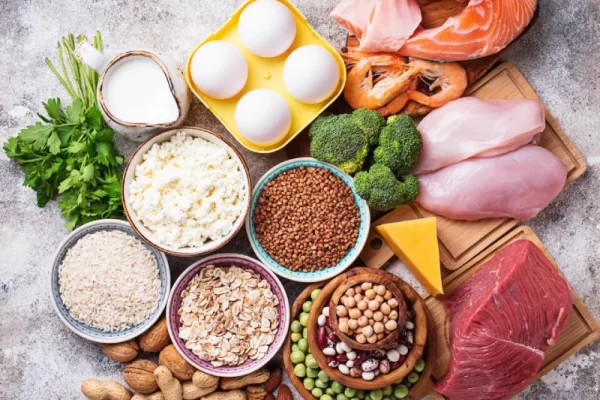 Thực phẩm là gì? Cách phân loại và các nhóm chất dinh dưỡng cần thiết