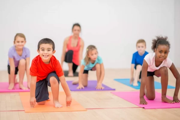 5 bài tập Pilates cho trẻ em giúp bé khỏe mạnh và linh hoạt mỗi ngày