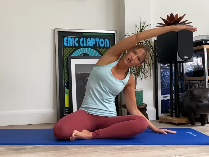Bài tập Pilates giảm đau lừng - Bài tập Nàng tiên cá