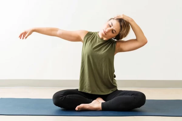 Bài tập Pilates giảm đau cổ: 7 động tác đơn giản giúp bạn thư giãn và phục hồi