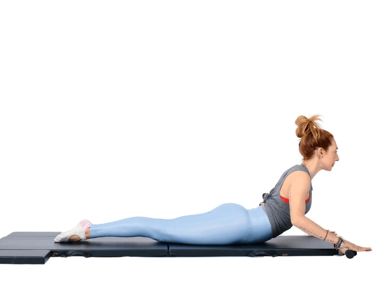 Bài tập Swan giúp kéo giãn, tăng độ đàn hồi cho cột sống.