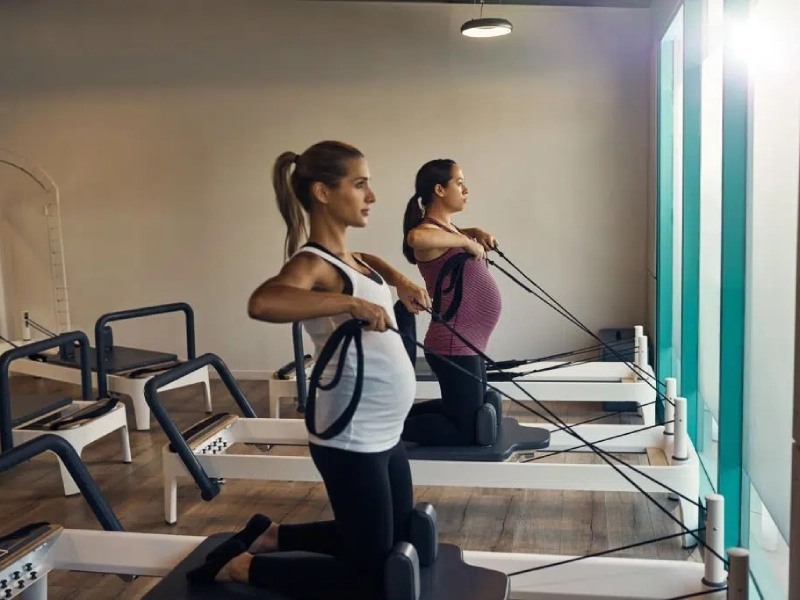 Có thể tập Pilates Reformer khi mang thai không? Có vì Pilates Reformer mang đến rất nhiều lợi ích cho phụ nữ có thai.