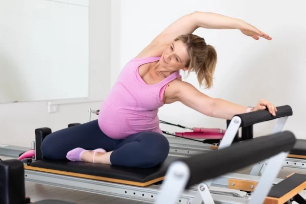 Có thể tập Pilates Reformer khi mang thai không? Gợi ý các dạng bài tập phù hợp