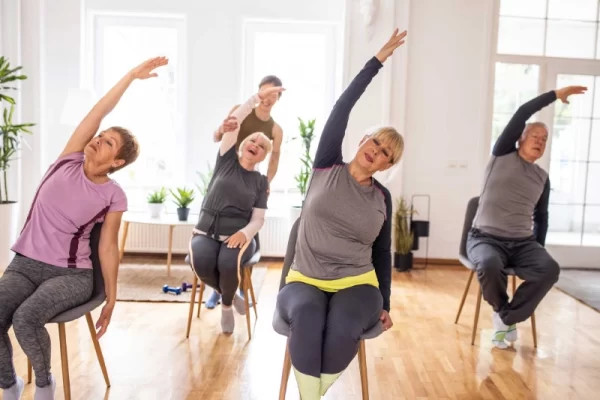 Pilates trên ghế cho người cao tuổi: Giải pháp vận động an toàn và nhẹ nhàng tại nhà