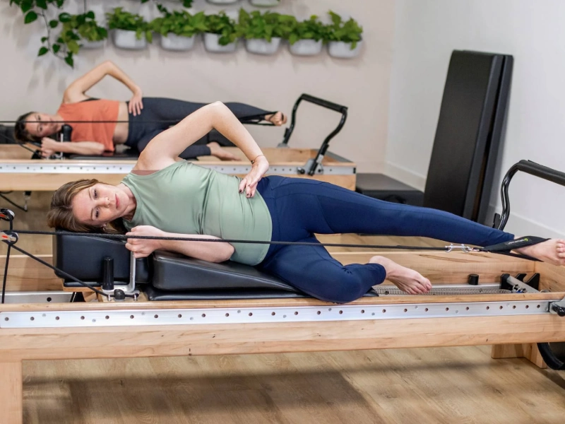 Tập Pilates trong tam cá nguyệt thứ 2 mang đến rất nhiều tác dụng tuyệt vời cho bà bầu.