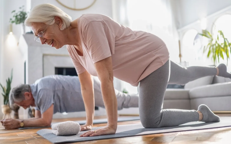 Pilates rất phù hợp với người trên 60 tuổi