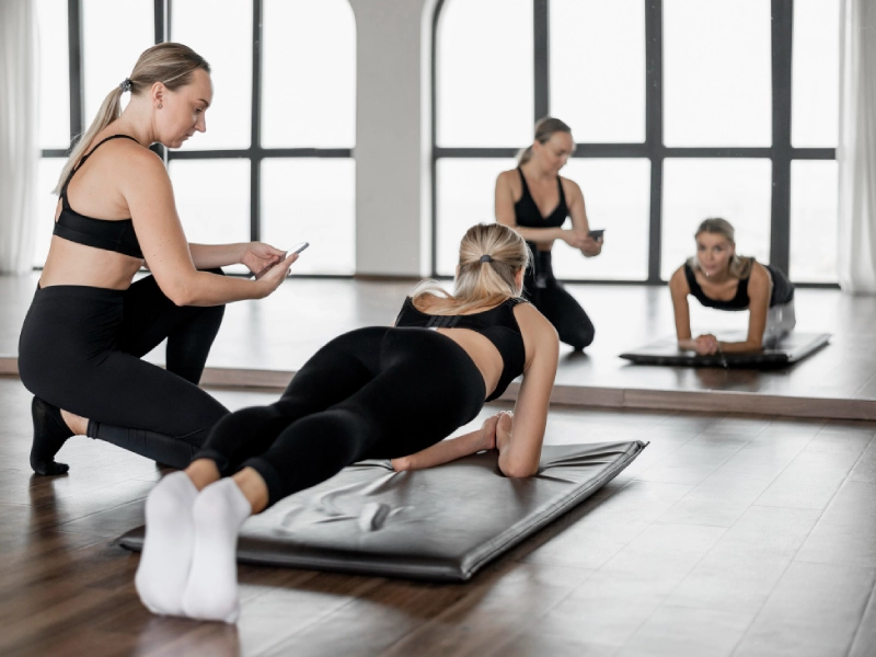 Một buổi tập Pilates nên kéo dài bao lâu? Lớp học Pilates thông thường sẽ kéo dài từ 45-60 phút.