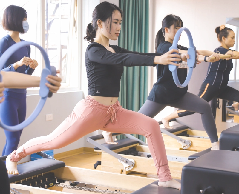 The MBS Nguyen Van Troi studio has a convenient location and is easy to find.