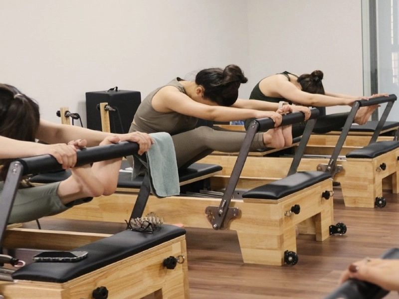 The training package fees at MBS Pilates 3 Vũ Phạm Hàm, Cầu Giấy District are suitable for learners.