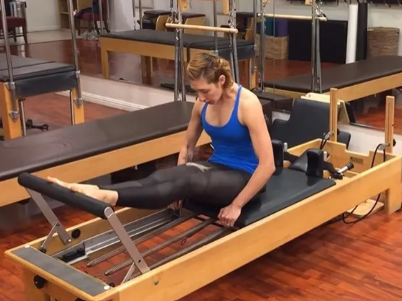 Stomach Massage - Round exercise