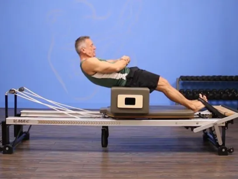 Short Box - Round Back exercise