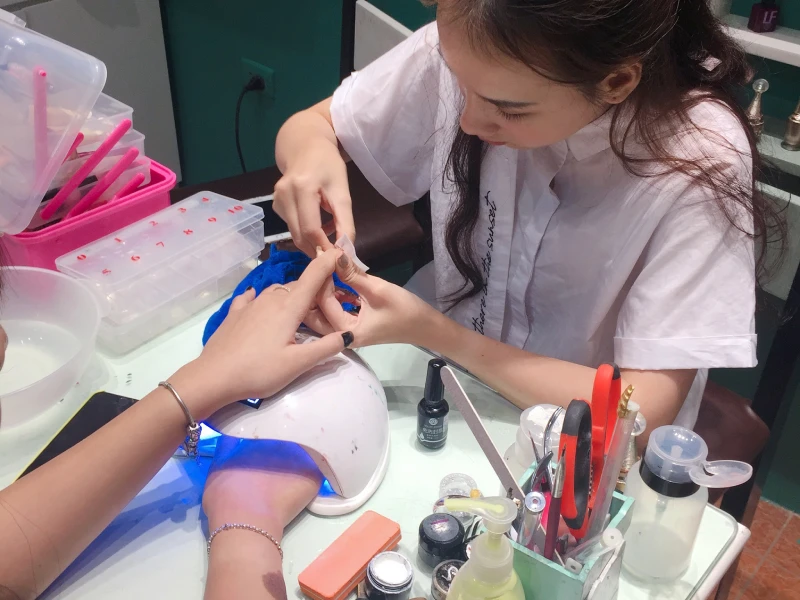 LAMIA Beauty Boutique.